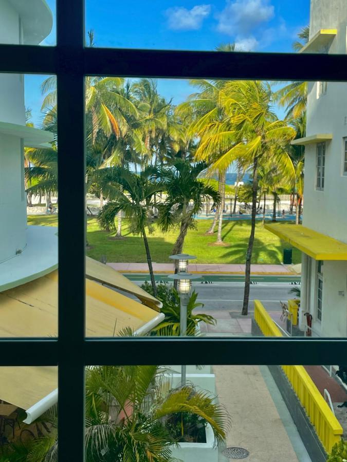 Beachfront Apt In Carlyle Hotel On Ocean Drive Miami Beach Exterior foto